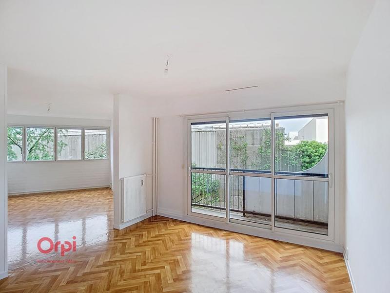 Appartement - 80 m² - 4 pièces