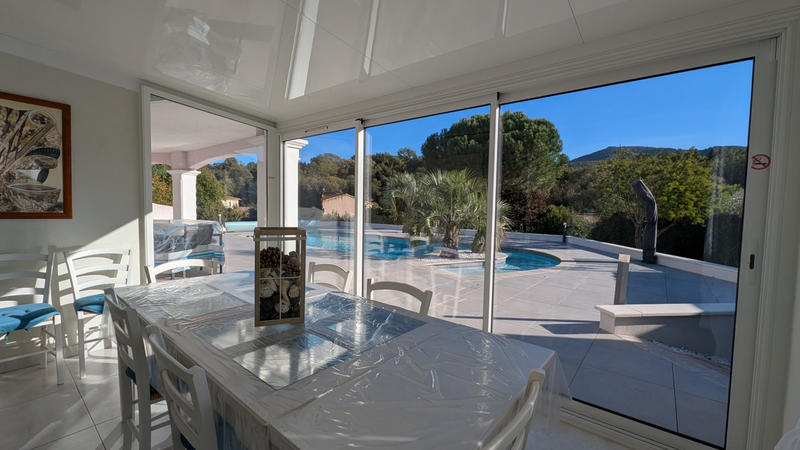 Villa - 182 m² - 7 pièces