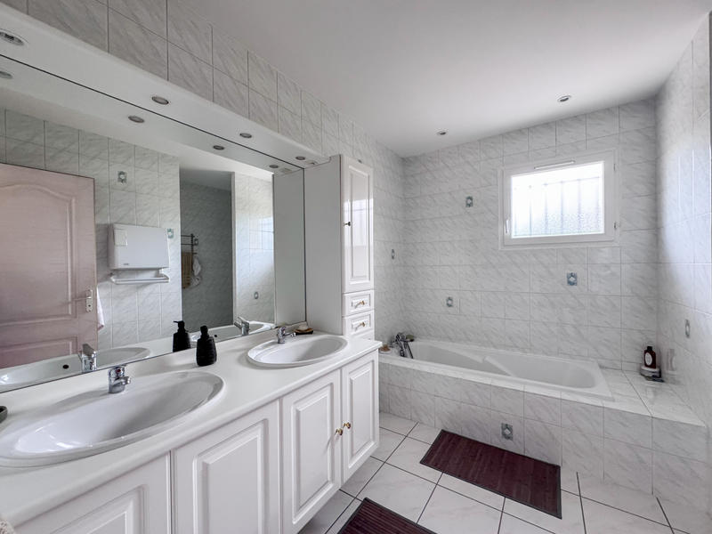 Maison - 134 m² - 5 pièces