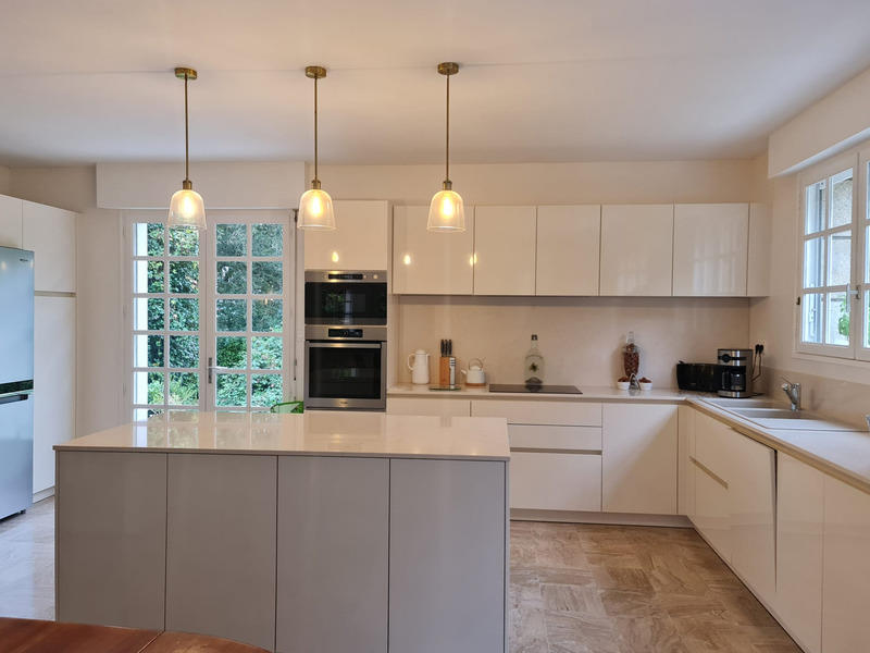 Maison bourgeoise - 300 m² - 10 pièces