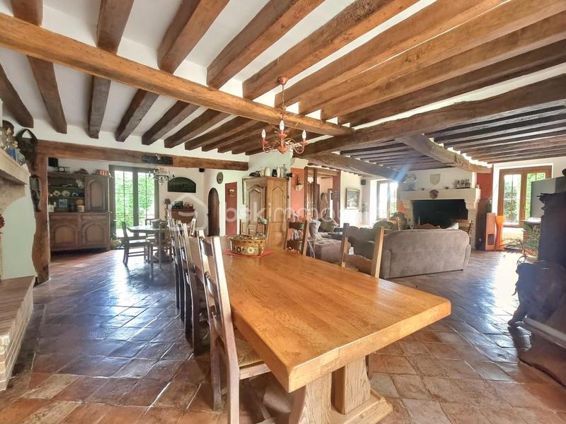 Maison en pierre - 280 m² - 7 pièces