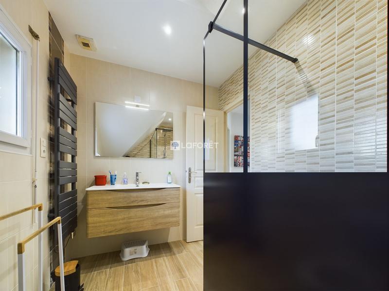 Maison - 120 m² - 6 pièces