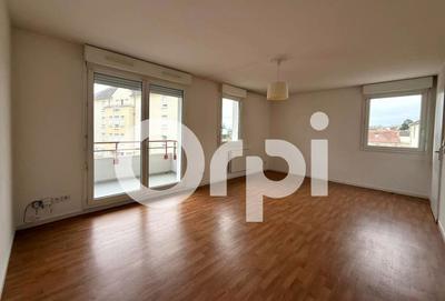 Appartement - 66 m² - 3 pièces