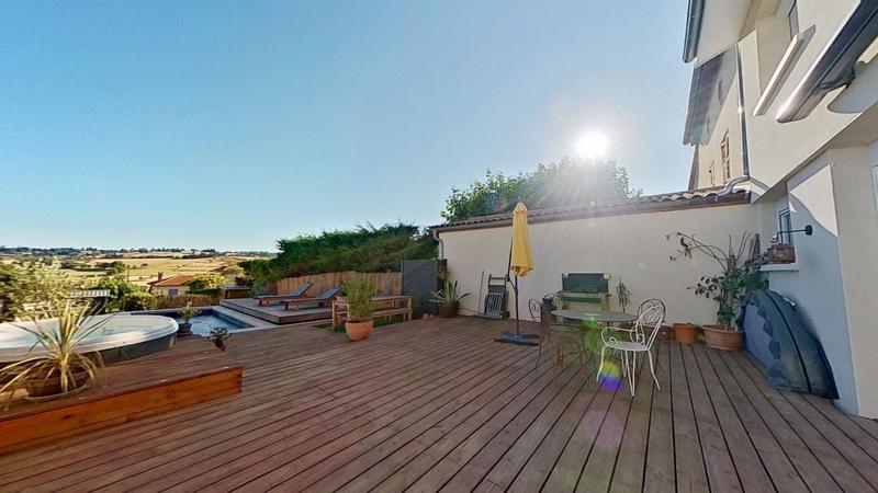 Maison - 91 m² - 4 pièces