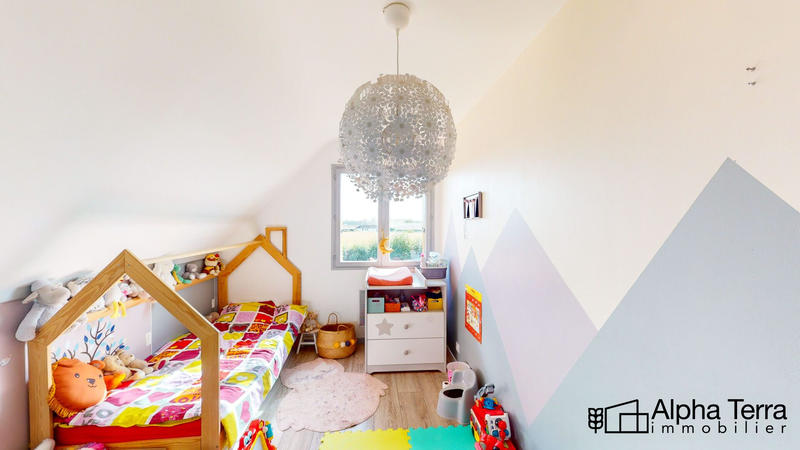 Maison - 95 m² - 5 pièces