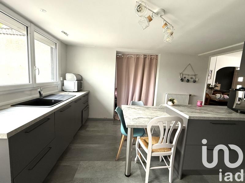 Maison - 98 m² - 5 pièces