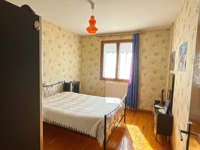 Maison traditionnelle - 125 m² - 6 pièces