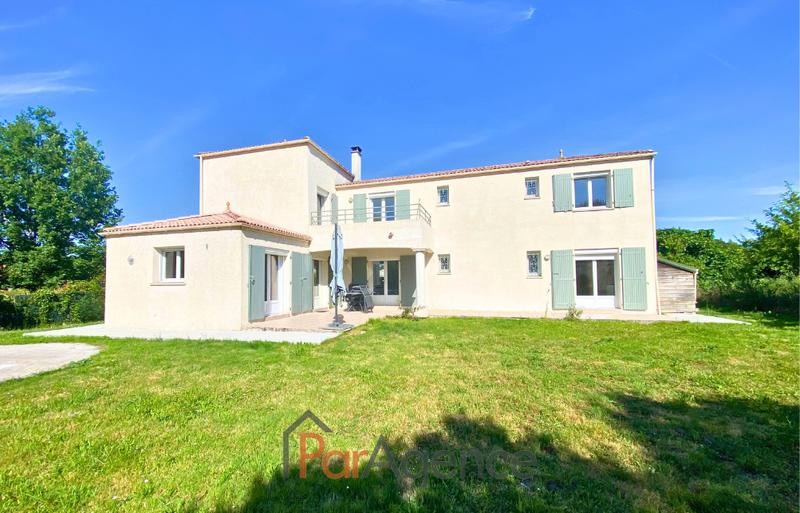 Maison - 175 m² - 6 pièces
