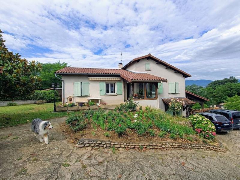 Propriété - 128 m² - 5 pièces