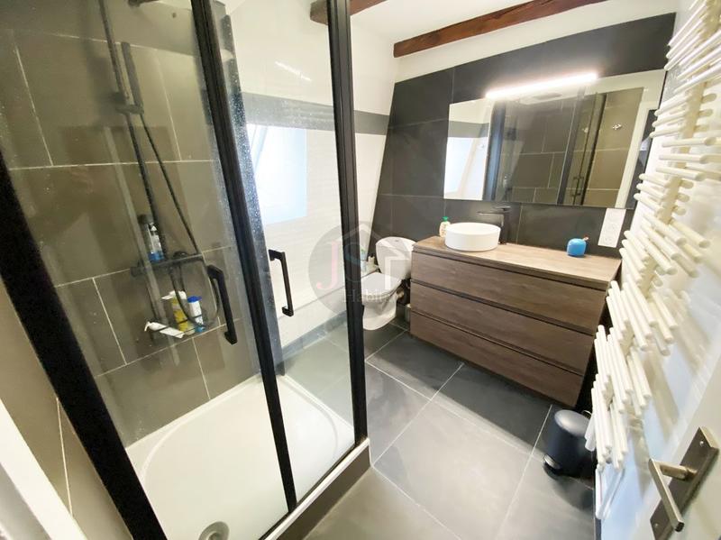 Duplex - 131 m² - 6 pièces