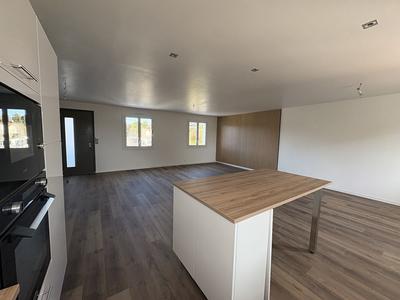 Maison - 200 m² - 7 pièces