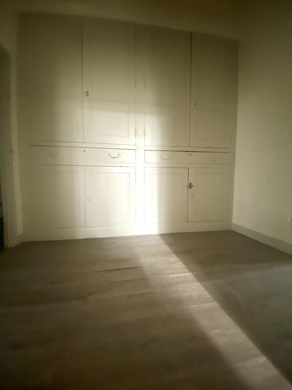 Local commercial - 115 m² - 4 pièces