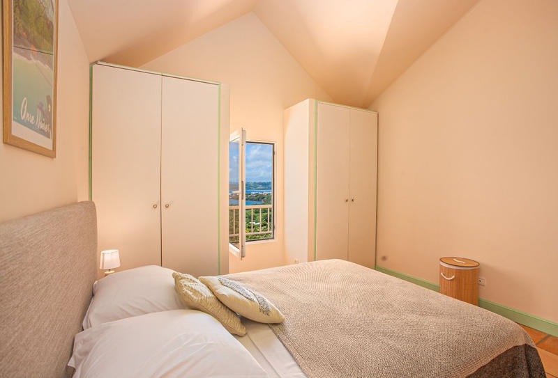 Villa - 270 m² - 6 pièces