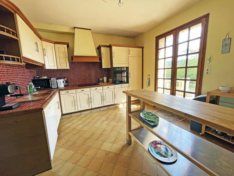 Maison - 175 m² - 6 pièces