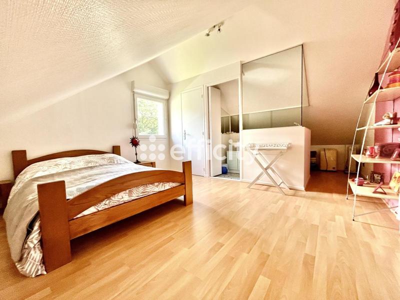 Maison - 155 m² - 7 pièces