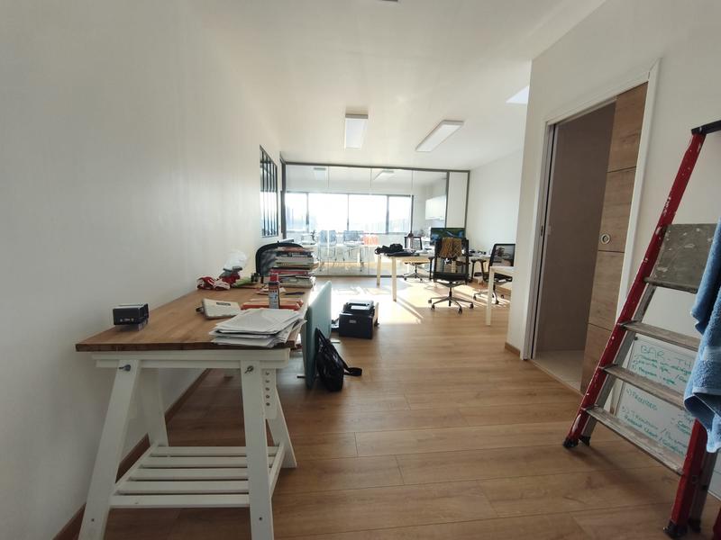 Entrepôt - 120 m² - 2 pièces