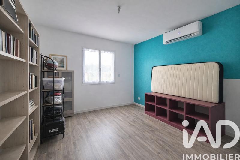 Maison - 218 m² - 7 pièces