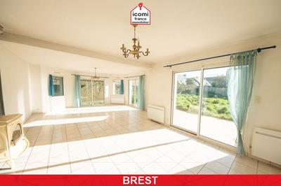 Maison - 200 m² - 5 pièces