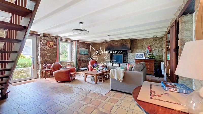 Maison en pierre - 95 m² - 5 pièces