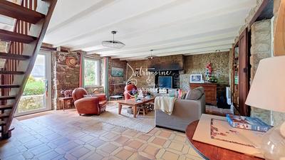 Maison en pierre - 95 m² - 5 pièces