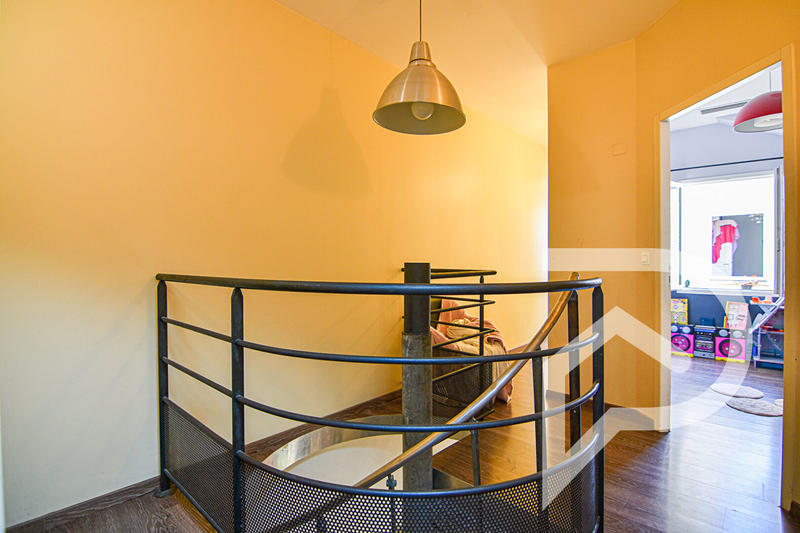 Maison - 147 m² - 6 pièces