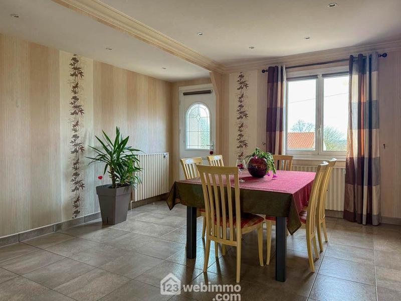 Maison - 84 m² - 5 pièces