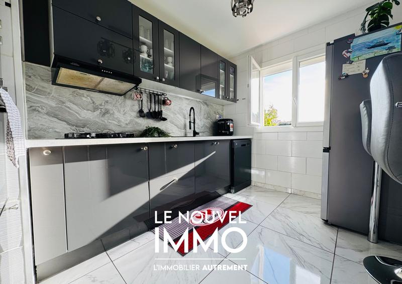 Maison - 88 m² - 4 pièces