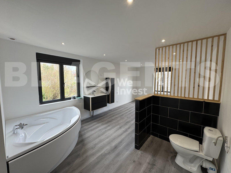 Maison - 120 m² - 5 pièces