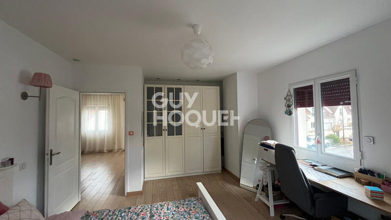 Maison - 184 m² - 7 pièces