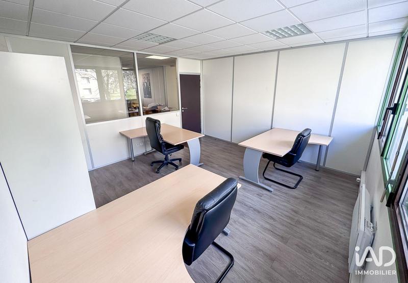 Bureau - 330 m²