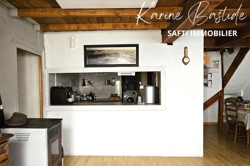 Maison - 245 m² - 10 pièces