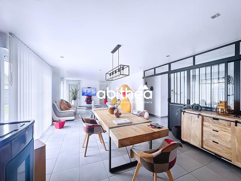 Maison - 112 m² - 4 pièces