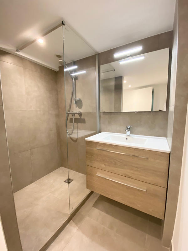 Appartement - 69 m² - 2 pièces