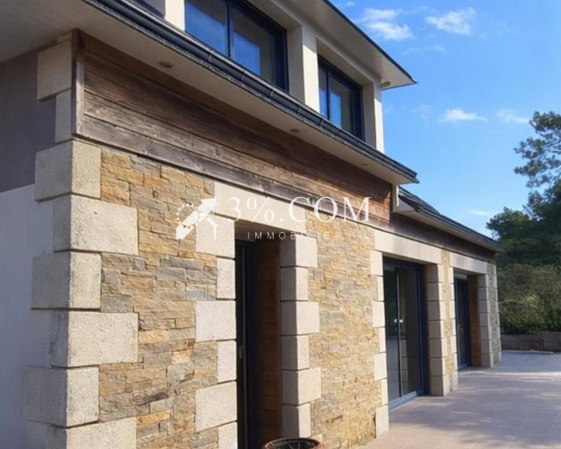 Maison - 162 m² - 6 pièces