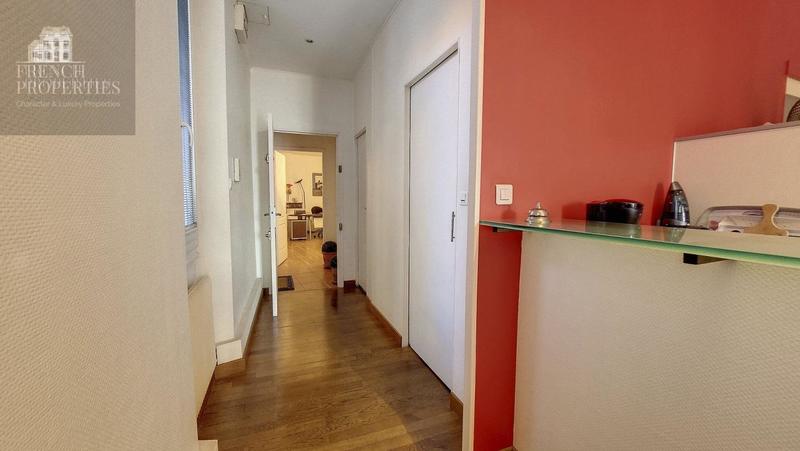 Appartement - 155 m² - 3 pièces