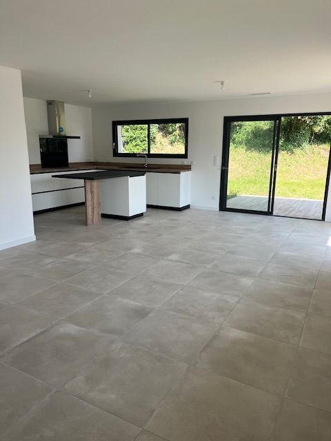 Maison - 130 m² - 4 pièces