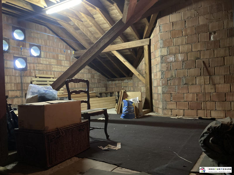 Loft - 69 m² - 2 pièces