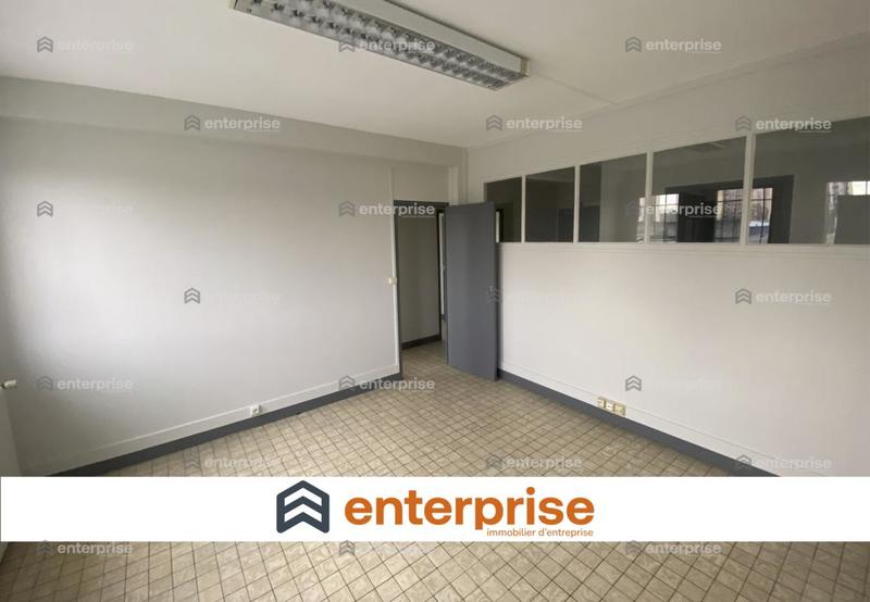 Bureau - 173 m²