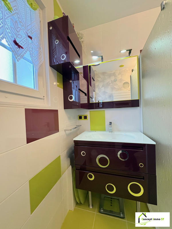 Maison - 86 m² - 5 pièces