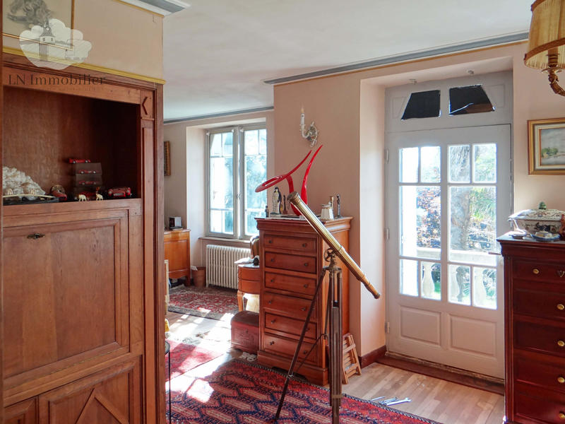 Propriété - 148 m² - 7 pièces