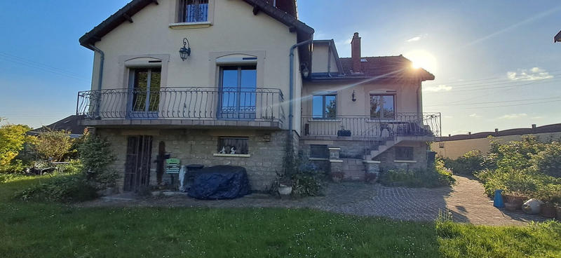 Maison - 150 m² - 6 pièces
