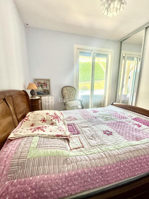 Villa - 217 m² - 8 pièces