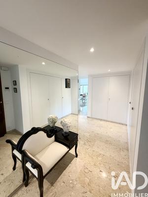 Appartement - 65 m² - 2 pièces