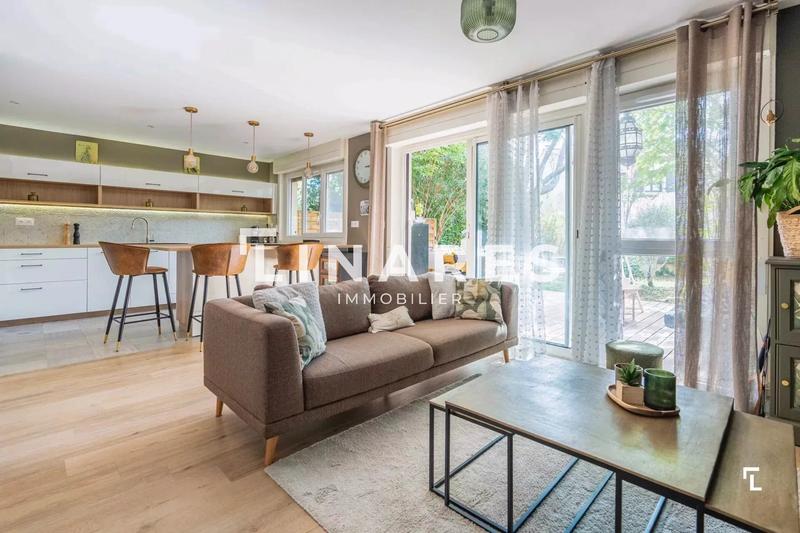 Appartement - 85 m² - 4 pièces