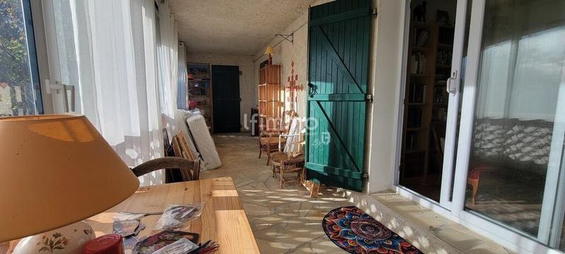 Maison - 220 m² - 7 pièces