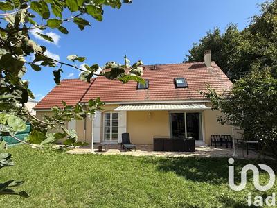 Maison - 125 m² - 6 pièces