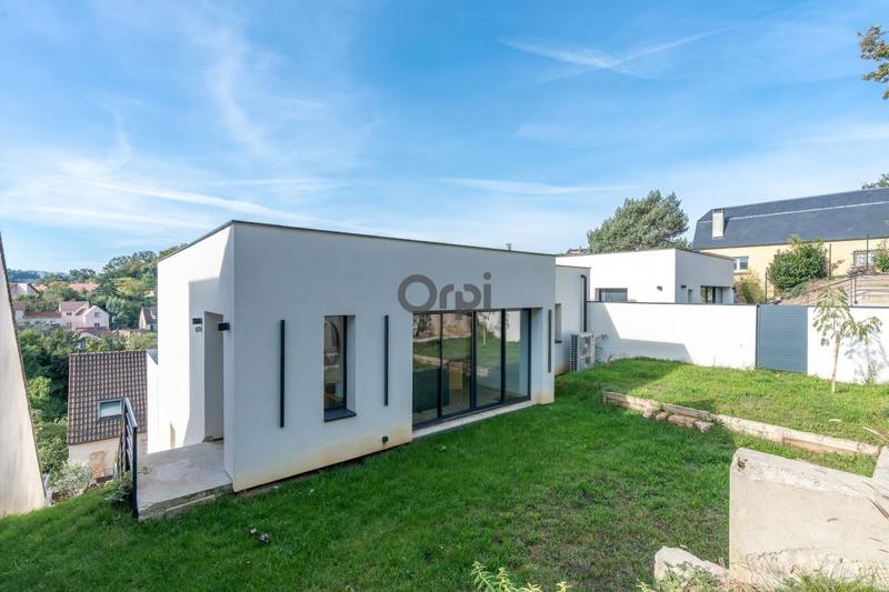 Maison - 165 m² - 5 pièces