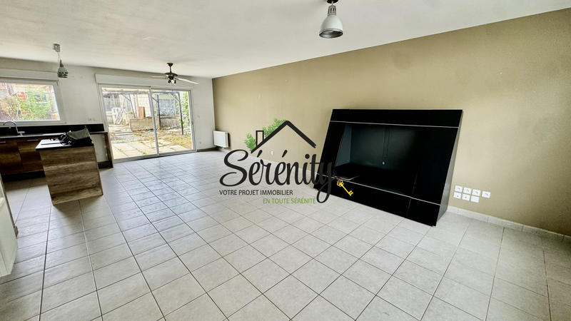 Maison - 97 m² - 6 pièces