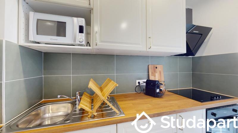 Chambre - 13 m² - 1 pièce