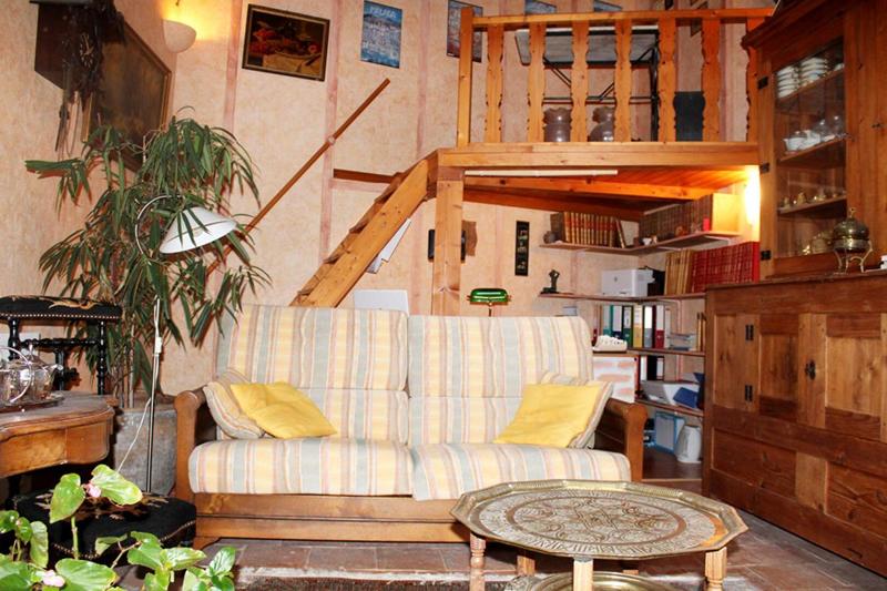 Maison - 180 m² - 9 pièces